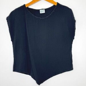 Oh My Gauze! Black pointed hem top Size 1 S/M‎